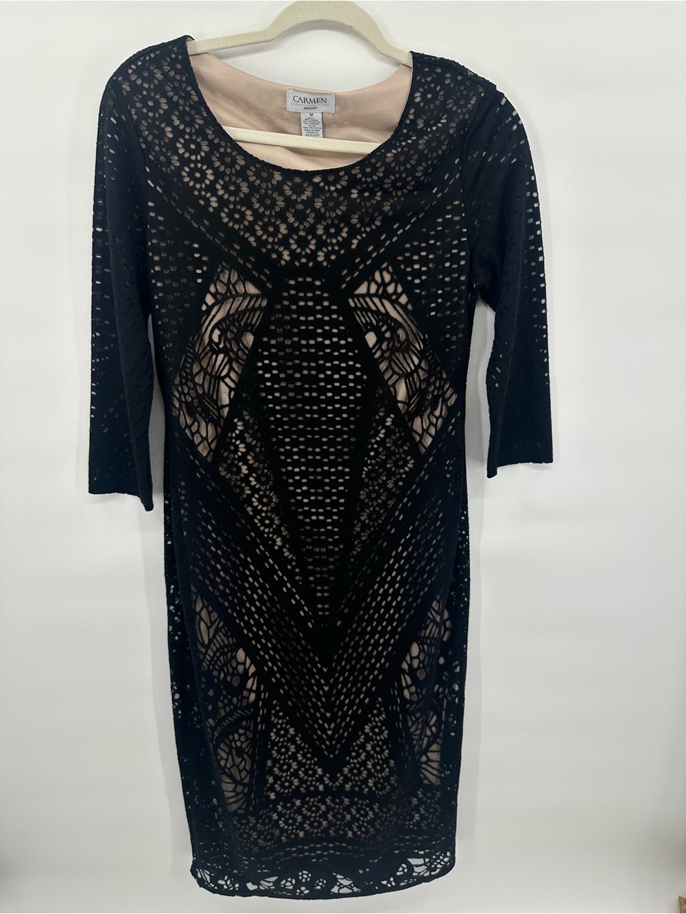 Carmen Marc Valvo Black Lace Sheath Dress Medium Nude Lined Midi Cocktail 1240 - Picture 2 of 10
